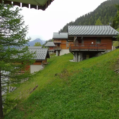 Cheval Blanc - 2 Pieces Pour 6 Personnes Mae-8884 Modane